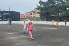 Sportovní stanoviště na hřišti.