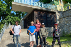 Třída u Mladečských jeskyní.