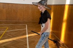 Halloweenský pátek