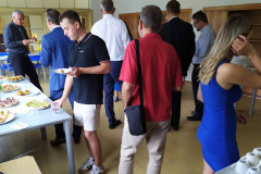 Občerstvení pro pozvané hosty.