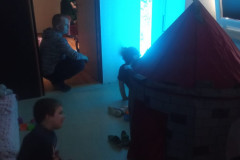 Žáci ve snoezelenu.