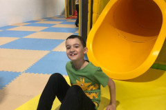 Chlapec ve WonderParku.