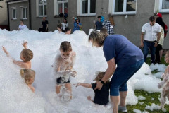 Hrátky v hasičské pěně.