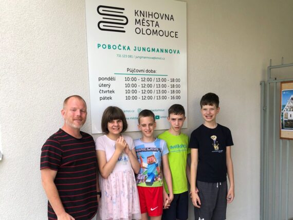 Exkurze do knihovny.